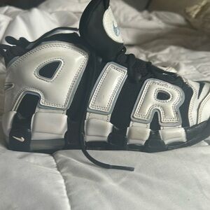 Uptempo youth size 7